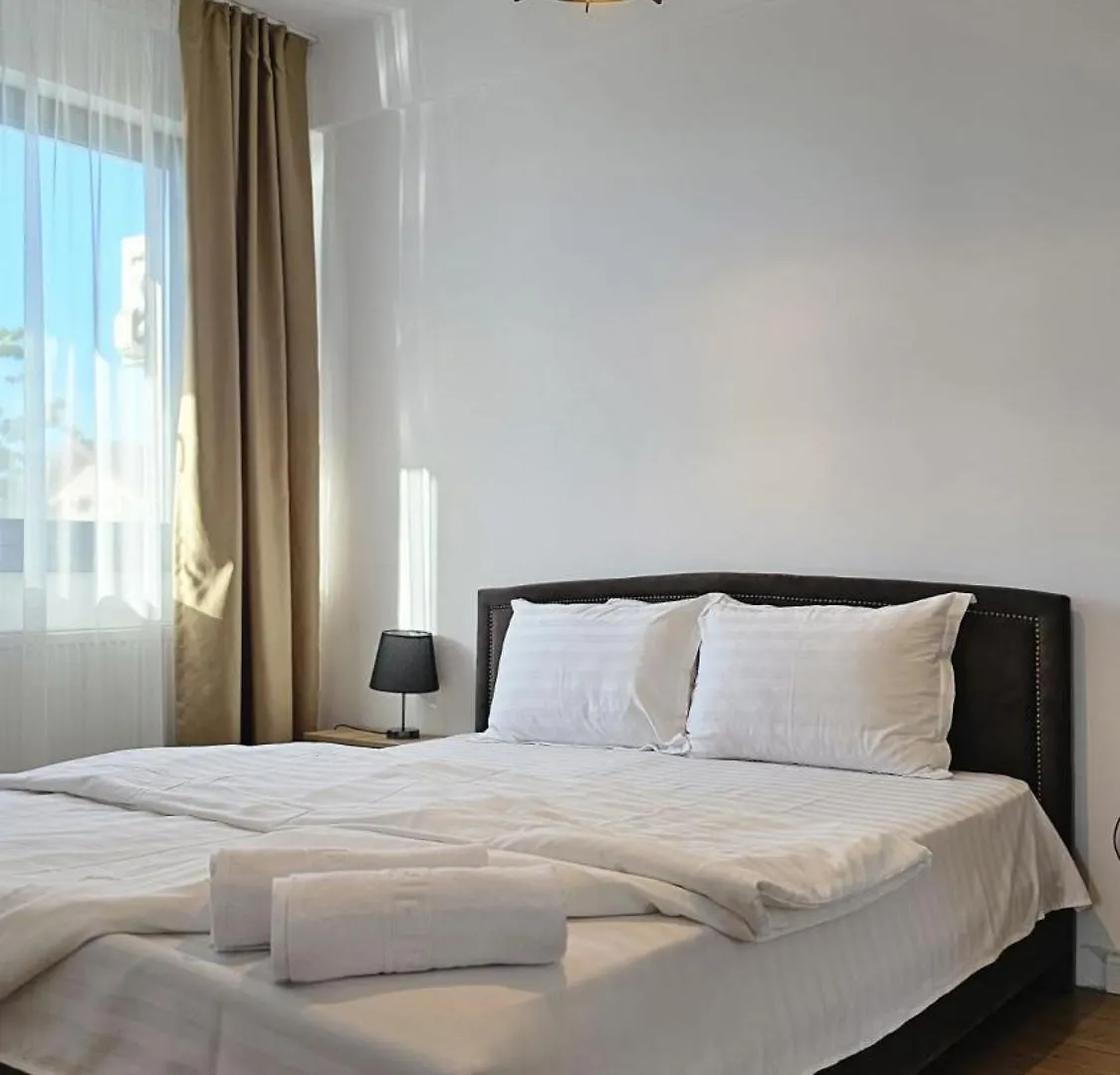 Royal Apartments Otopeni #10 0*,