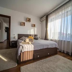 Appartamento Tatu Bar&grill, Otopeni