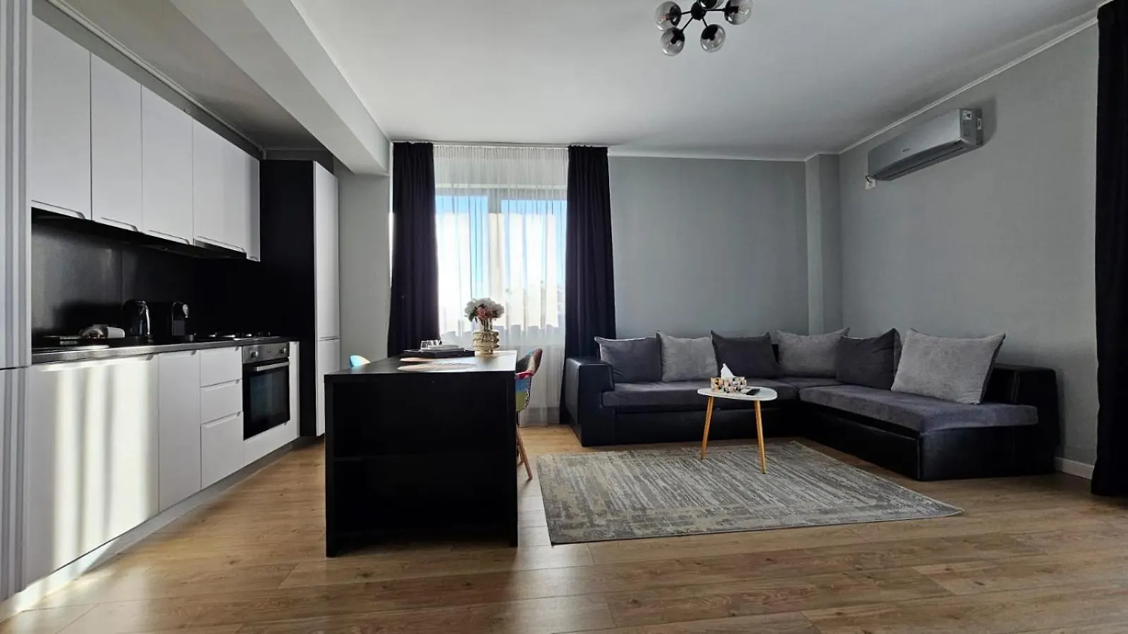 Royal Apartments Otopeni #10