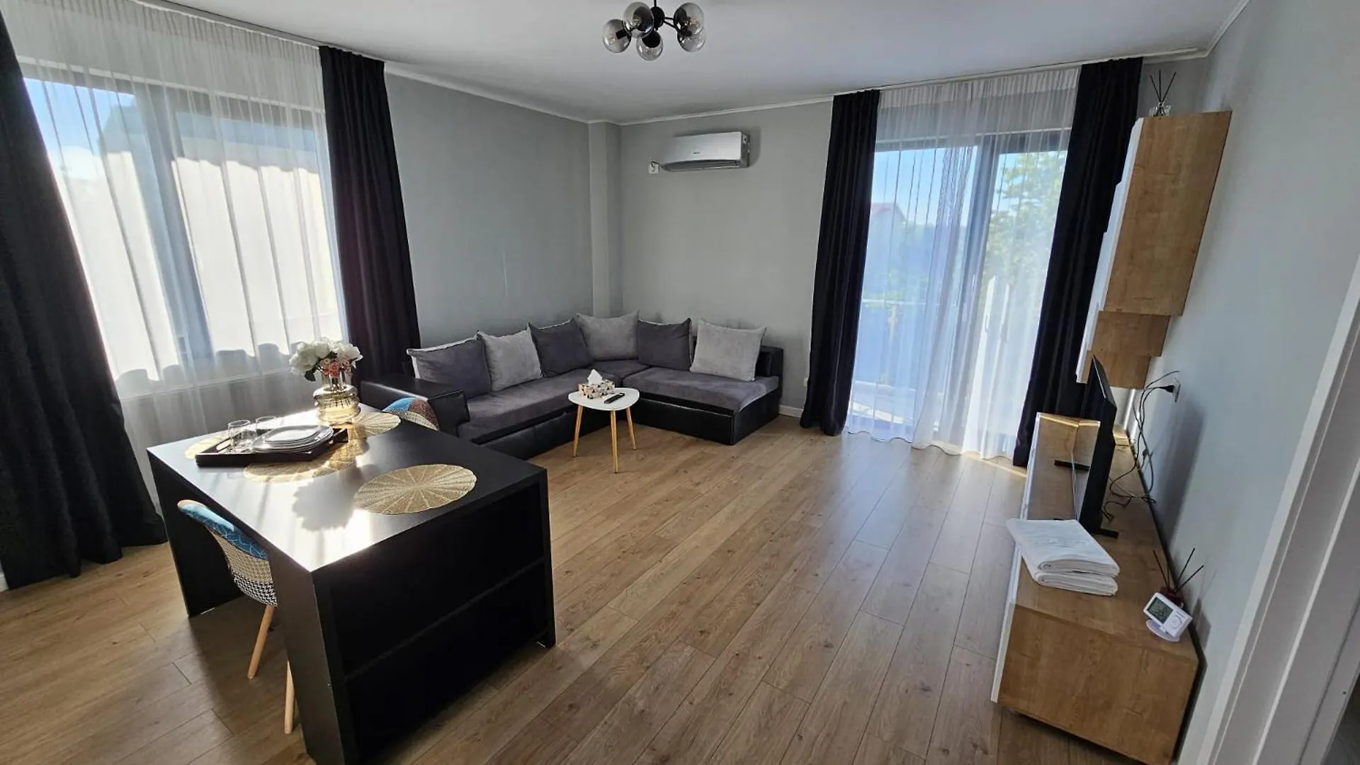 Royal Apartments Otopeni #10 Romania